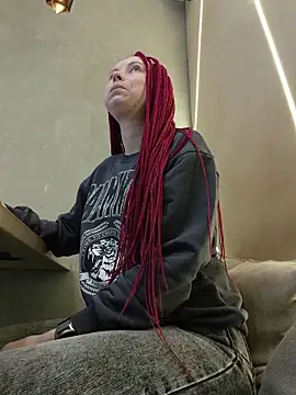 Frost foxy online show from 02-05-26, 03:13