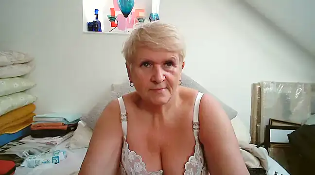 Uk-Joolz online show from 12-04-24, 10:29