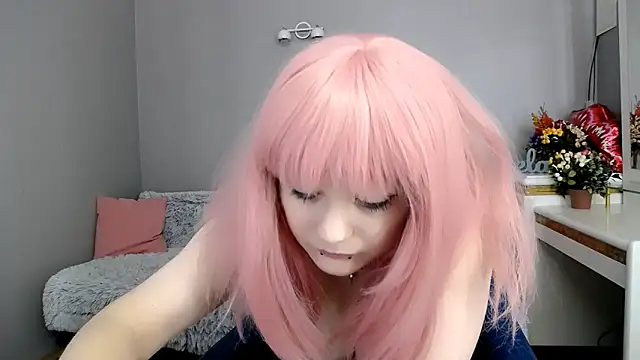 Estheri online show from 03-04-26, 06:54