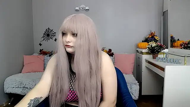 Estheri online show from 11-04-25, 07:45