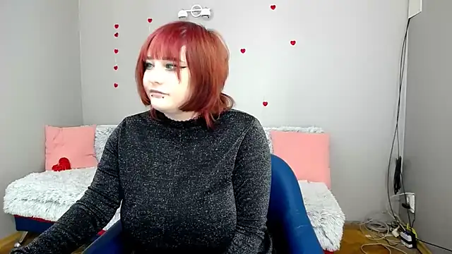 Estheri online show from 02-12-25, 07:55