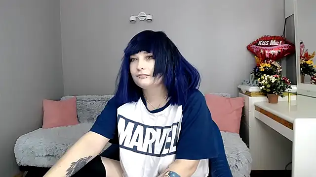 Estheri online show from 02-10-26, 07:40