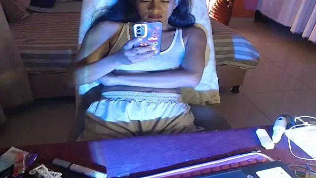 DAELAA online show from 05-07-26, 03:33