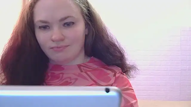 AliceForLoveOh online show from 05-18-26, 04:40