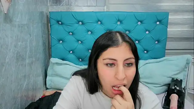 MAARYMOON online show from 03-04-25, 05:45