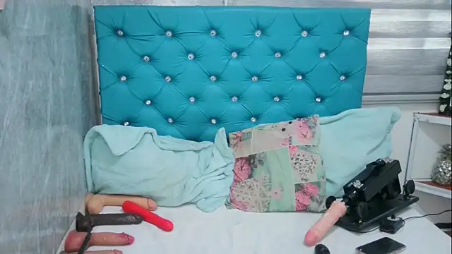 MAARYMOON online show from 03-18-25, 04:17