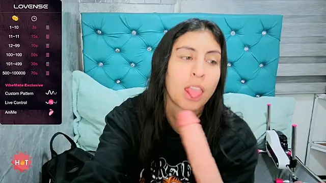 MAARYMOON online show from 12-16-25, 11:14