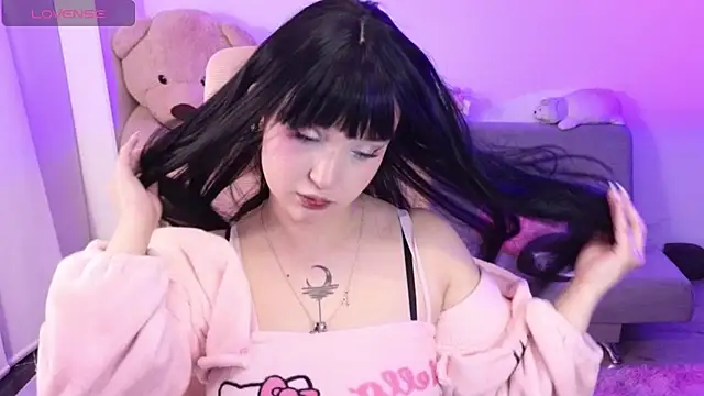 KuroChan420 online show from 05-20-26, 03:03