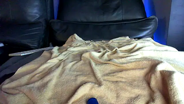 Snapshot of eurodiznee chatting on 06-30-26, 10:32 eurodiznee online show from 06-30-26, 10:32