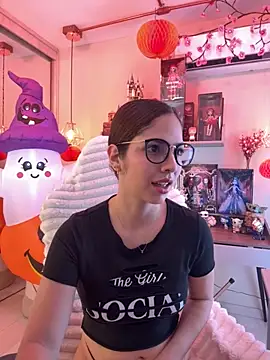 Zoe Bae online show from 10-15-25, 10:18