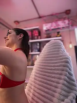 Zoe Bae online show from 04-06-26, 10:55