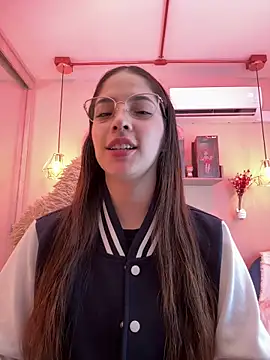 Zoe Bae online show from 03-07-25, 10:21