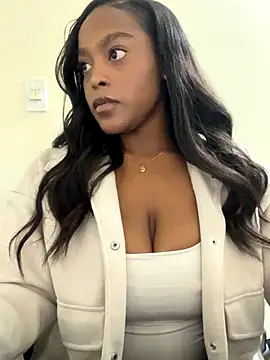 Emma jonness online show from 11-05-25, 10:29