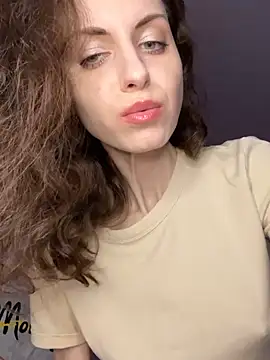 MissAnuta online show from 07-18-26, 12:08
