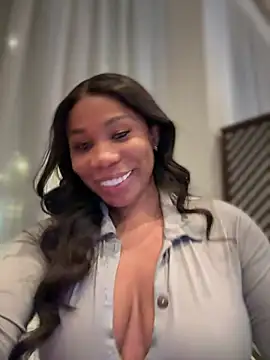 Snapshot of Belle___ chatting on 02-23-25, 02:51 Belle    online show from 02-23-25, 02:51