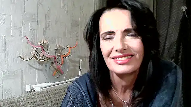 Snapshot of DreamMarianna chatting on 09-27-25, 08:59 DreamMarianna online show from 09-27-25, 08:59