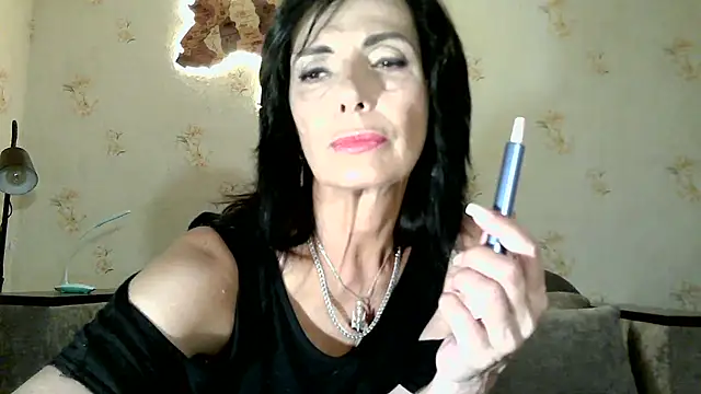 Snapshot of DreamMarianna chatting on 07-28-26, 09:47 DreamMarianna online show from 07-28-26, 09:47