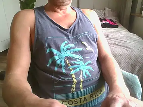 Snapshot of kanalettox chatting on 07-01-26, 10:04 kanalettox online show from 07-01-26, 10:04