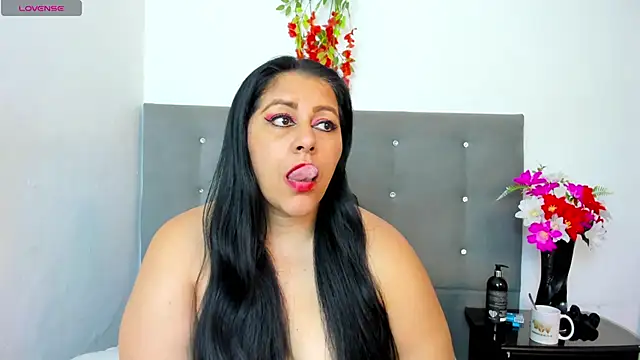 Snapshot of SexxyPamela chatting on 09-14-25, 08:59 SexxyPamela online show from 09-14-25, 08:59