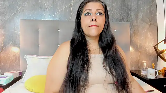 Snapshot of SexxyPamela chatting on 01-09-26, 06:59 SexxyPamela online show from 01-09-26, 06:59