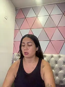 juliana diaz online show from 10-08-25, 06:41