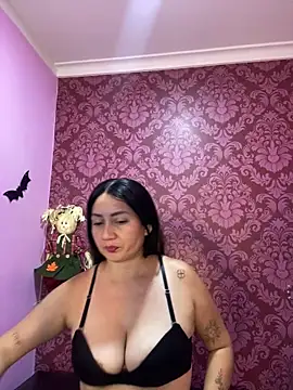 juliana diaz online show from 10-31-25, 11:18