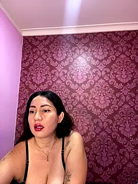 juliana diaz online show from 11-26-25, 11:32