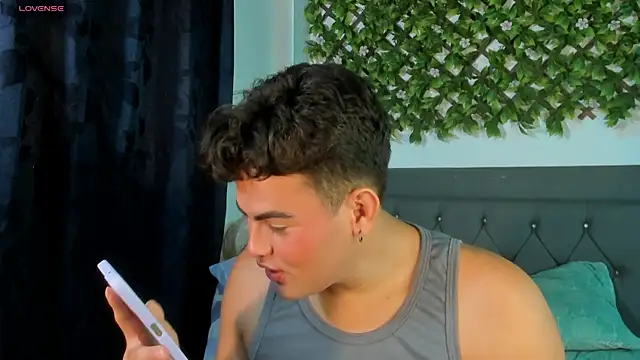 kamii 22 online show from 12-18-25, 08:01