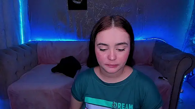 Shyfantasies online show from 09-13-25, 10:54