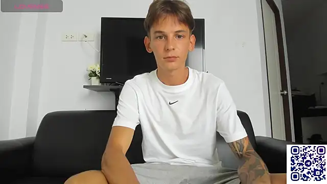 MiracleCam online show from 02-08-26, 08:23