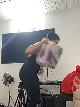 AlondraDiossa03 online show from 02-12-26, 05:56