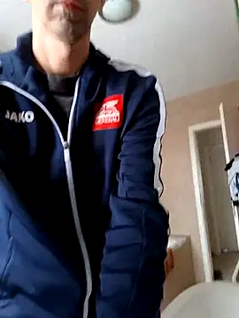 Geiler-boy313 online show from 02-07-26, 10:23