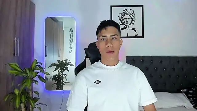 AlanNaughty online show from 11-30-25, 11:16