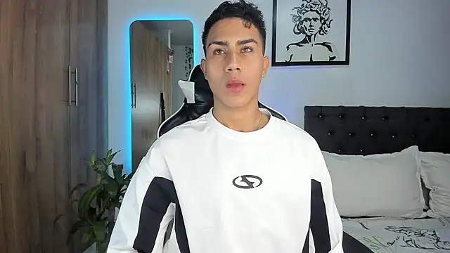 AlanNaughty online show from 05-05-26, 10:24