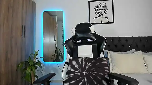 AlanNaughty online show from 05-14-26, 02:41