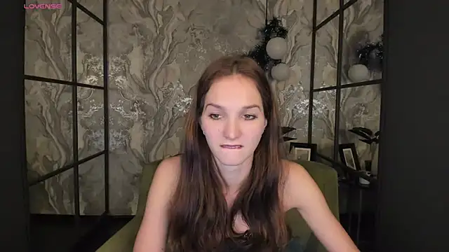 MirandaGlow online show from 01-09-25, 05:44