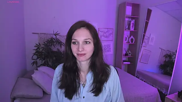 MirandaGlow online show from 04-18-26, 05:43