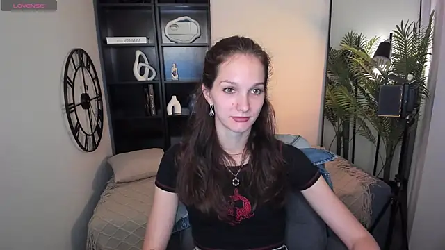 MirandaGlow online show from 06-20-26, 05:34