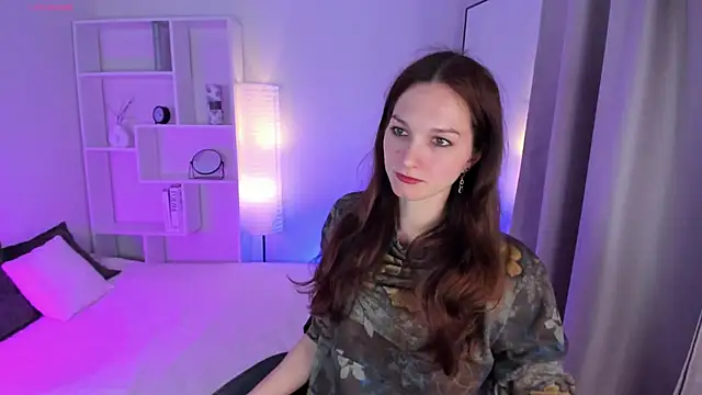 MirandaGlow online show from 04-09-26, 05:42