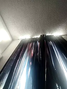 Lossexycacha online show from 12-18-25, 01:04