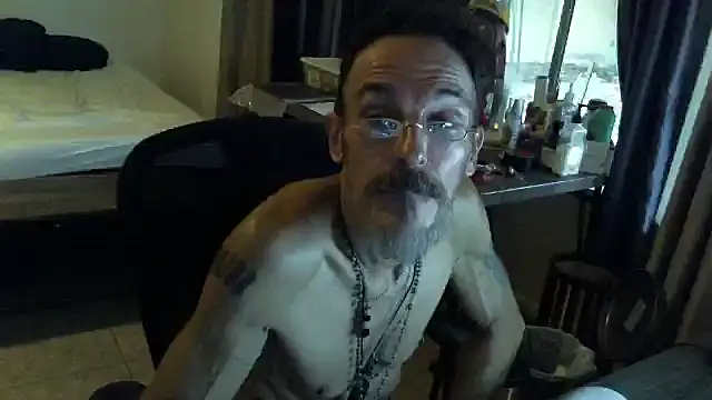 Snapshot of mycock2474u chatting on 10-11-25, 02:07 mycock2474u online show from 10-11-25, 02:07