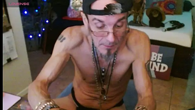 Snapshot of mycock2474u chatting on 03-21-25, 10:28 mycock2474u online show from 03-21-25, 10:28