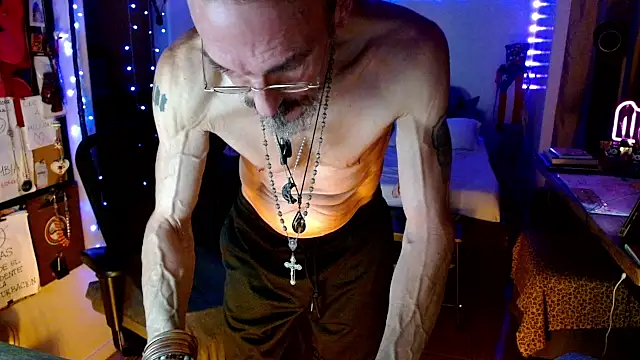 Snapshot of mycock2474u chatting on 09-19-25, 09:13 mycock2474u online show from 09-19-25, 09:13