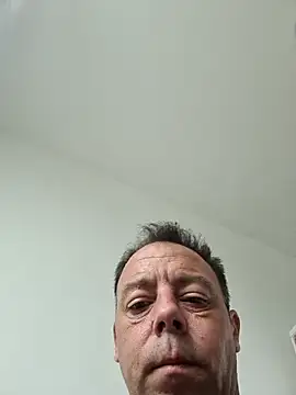 Snapshot of david_geam chatting on 09-29-25, 05:58 david geam online show from 09-29-25, 05:58