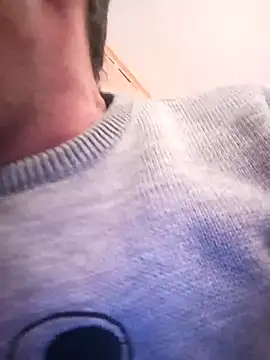 Snapshot of david_geam chatting on 03-11-25, 08:08 david geam online show from 03-11-25, 08:08