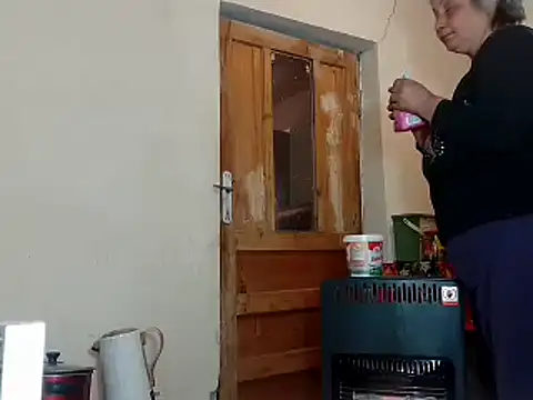 Snapshot of ExquisiteMature chatting on 03-10-25, 06:38 ExquisiteMature online show from 03-10-25, 06:38