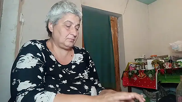 Snapshot of ExquisiteMature chatting on 10-12-25, 10:22 ExquisiteMature online show from 10-12-25, 10:22