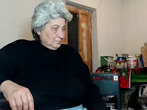 Snapshot of ExquisiteMature chatting on 03-03-25, 07:17 ExquisiteMature online show from 03-03-25, 07:17