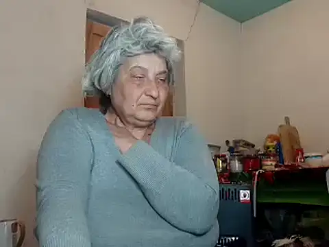 Snapshot of ExquisiteMature chatting on 03-15-25, 06:32 ExquisiteMature online show from 03-15-25, 06:32