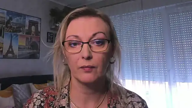 vanessa chat online show from 02-24-25, 02:26